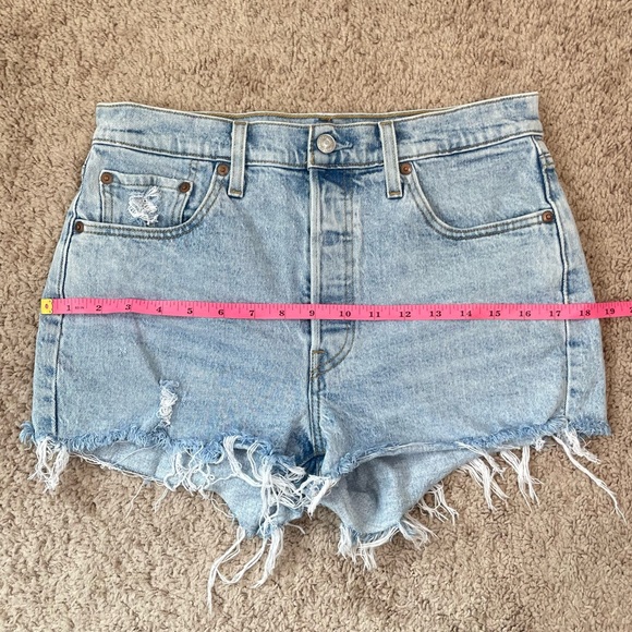 Levi's 501 Original Button Fly High Waist Destroyed Cutoff Denim Shorts Size 29 - Picture 12 of 16